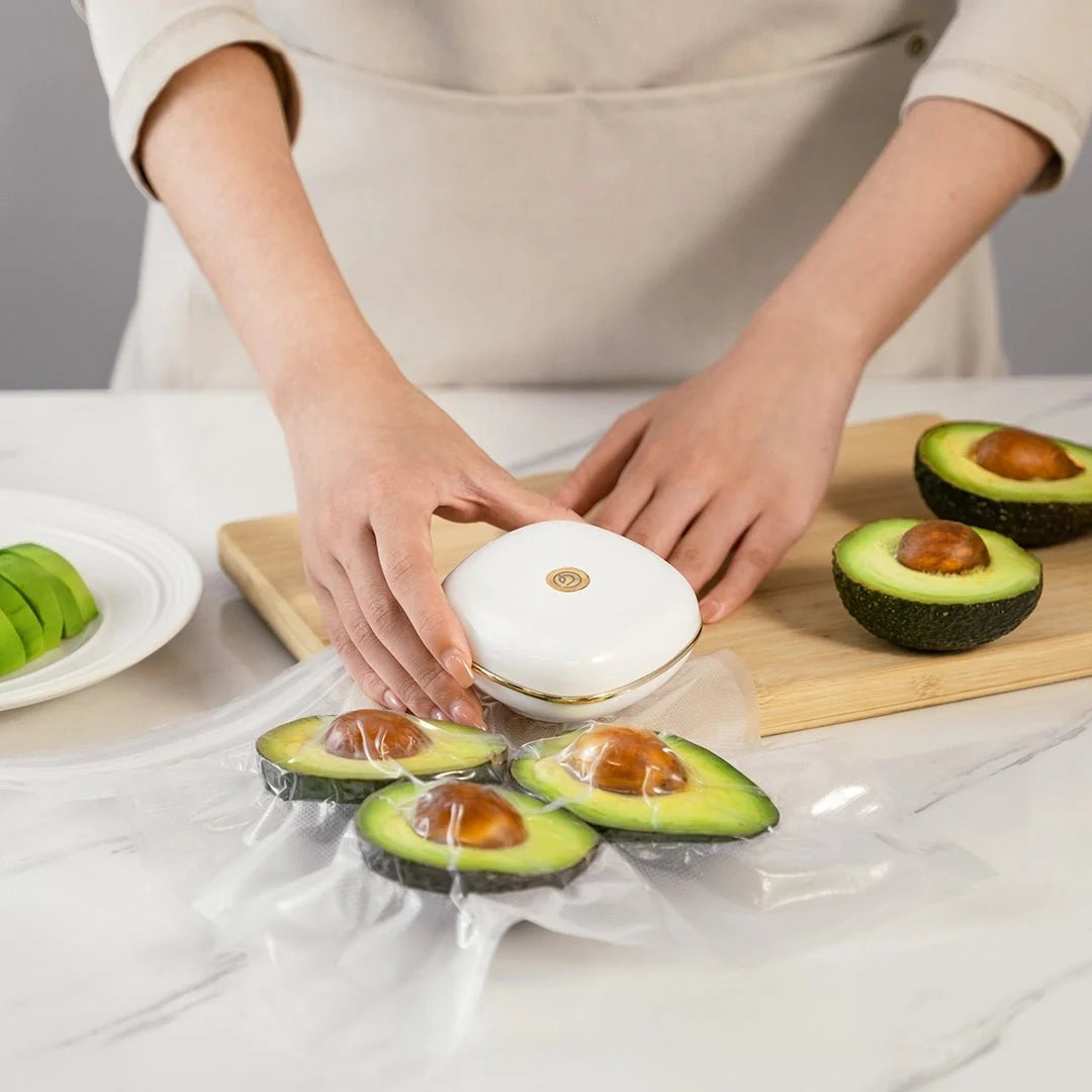FreshPreserve™ Compact Vacuum Sealer